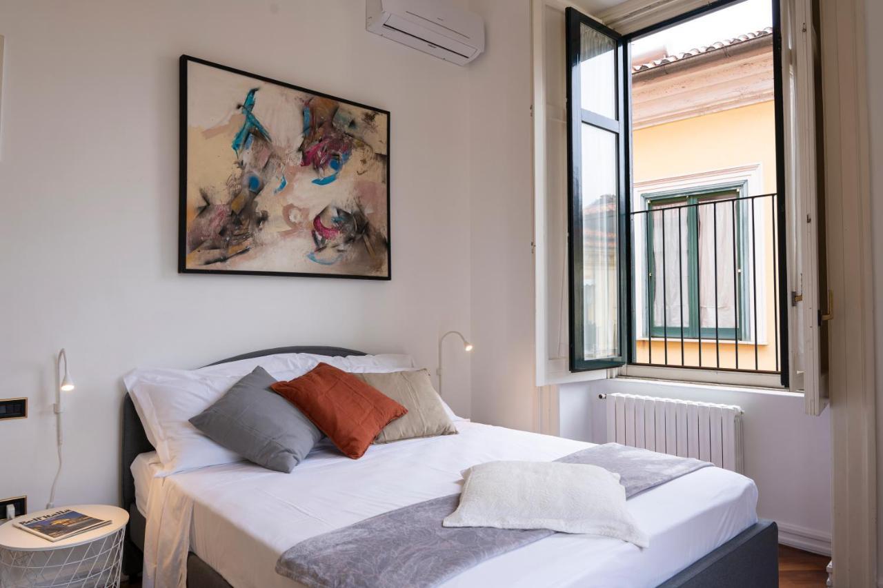 Bella Domus Suites Salerno Ngoại thất bức ảnh