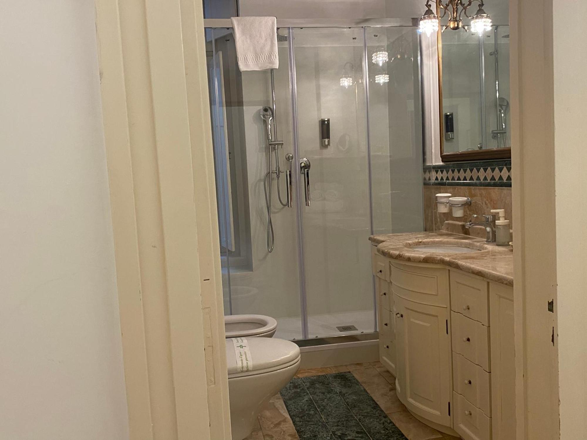 Bella Domus Suites Salerno Ngoại thất bức ảnh
