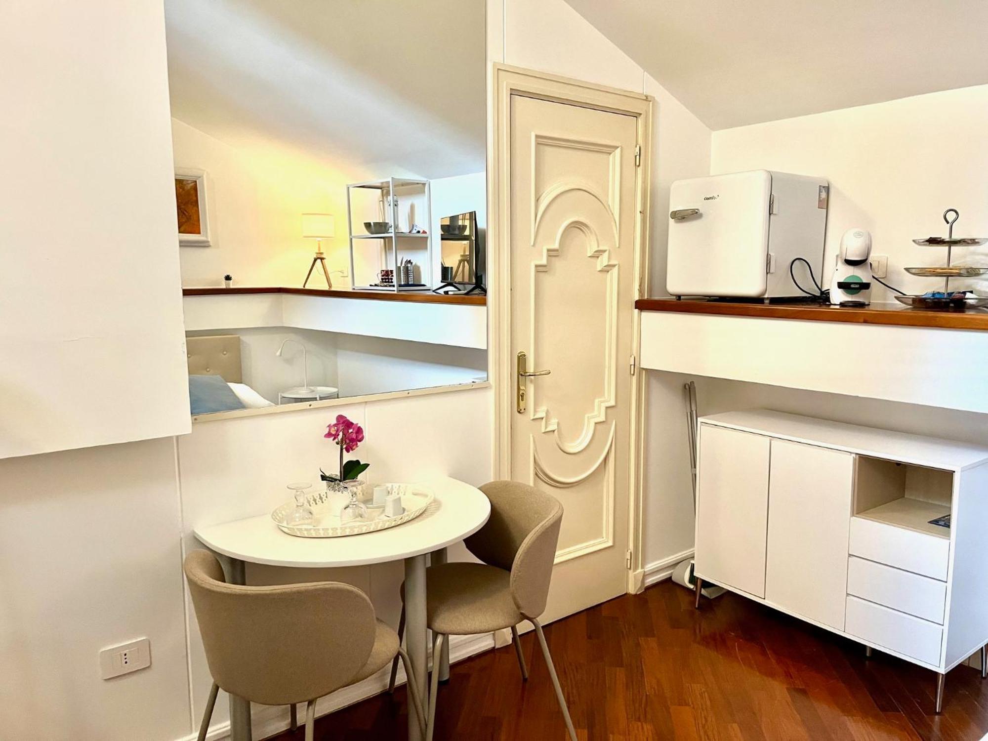 Bella Domus Suites Salerno Ngoại thất bức ảnh