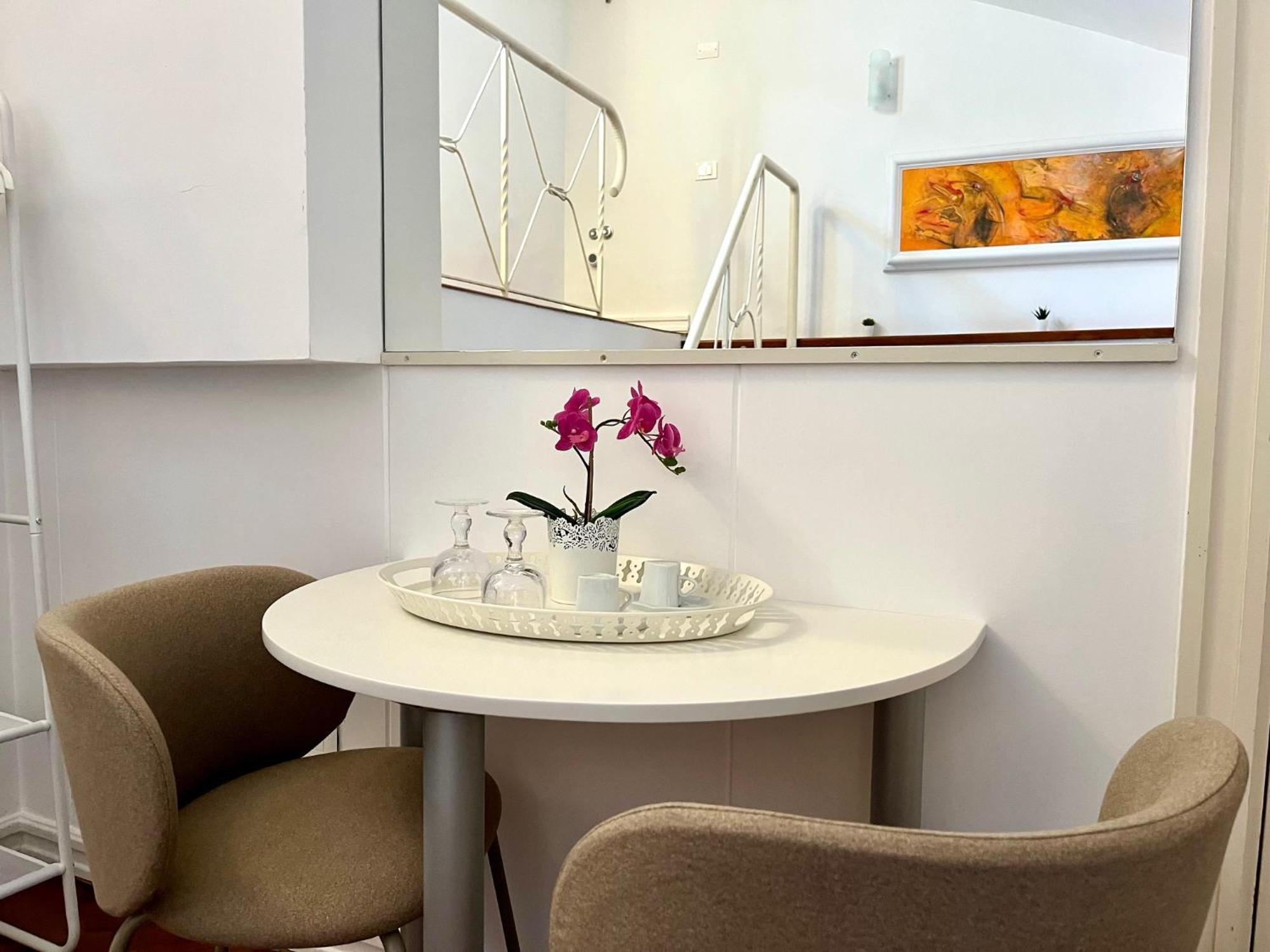 Bella Domus Suites Salerno Ngoại thất bức ảnh